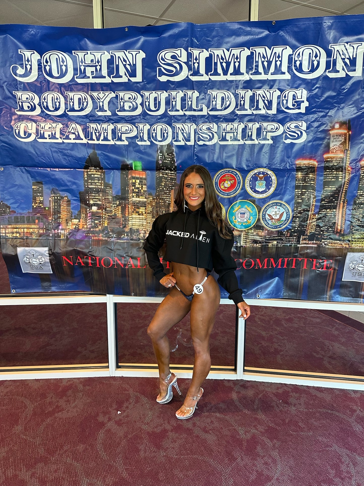 JACKED Club Cropped Hoodie - Black